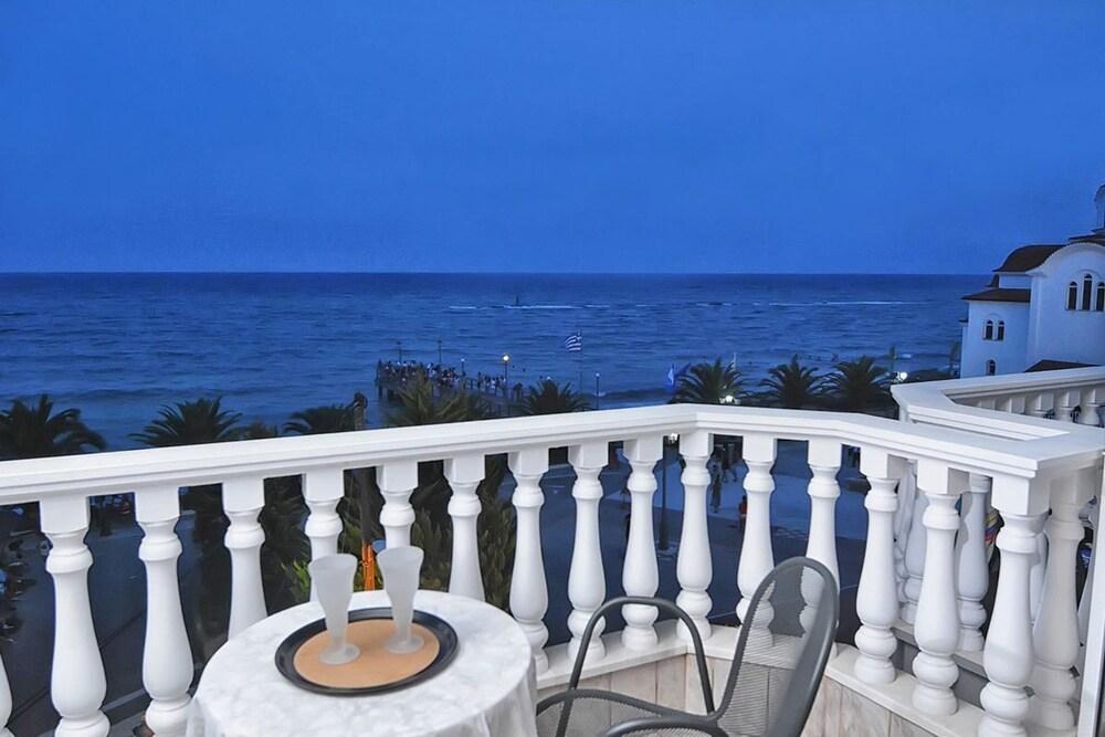 Hotel Ioni Paralía Екстериор снимка
