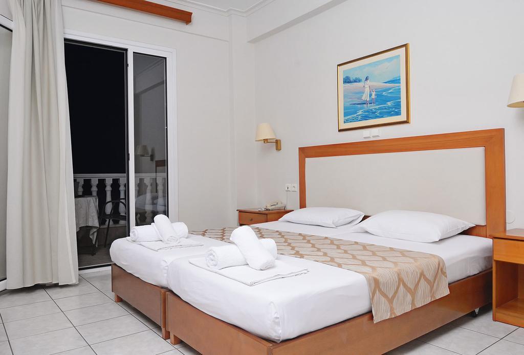Hotel Ioni Paralía Екстериор снимка