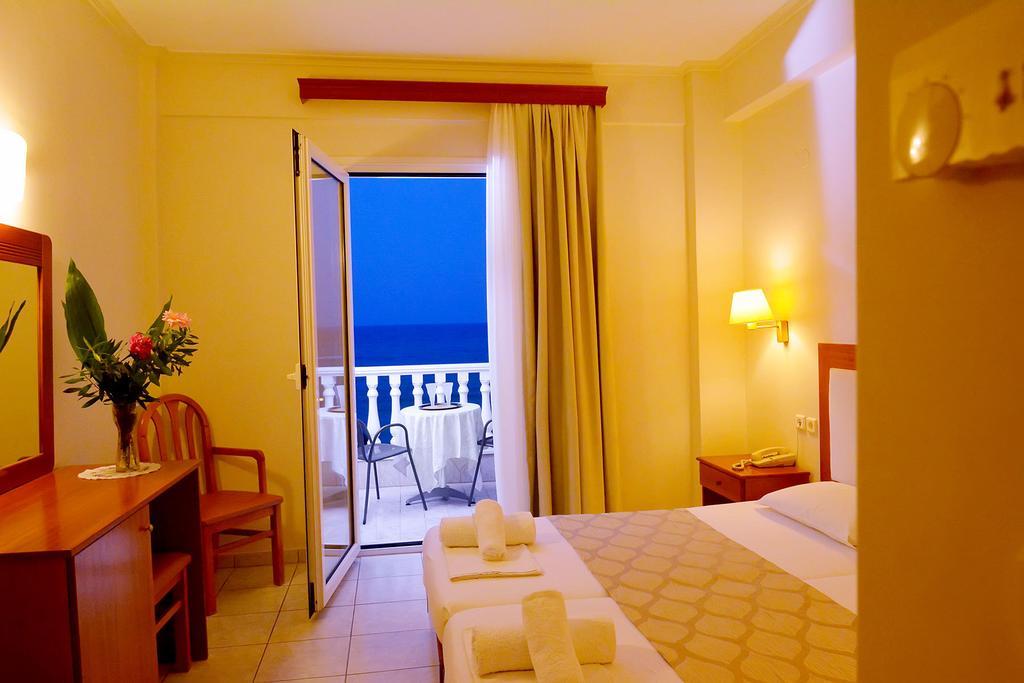 Hotel Ioni Paralía Екстериор снимка