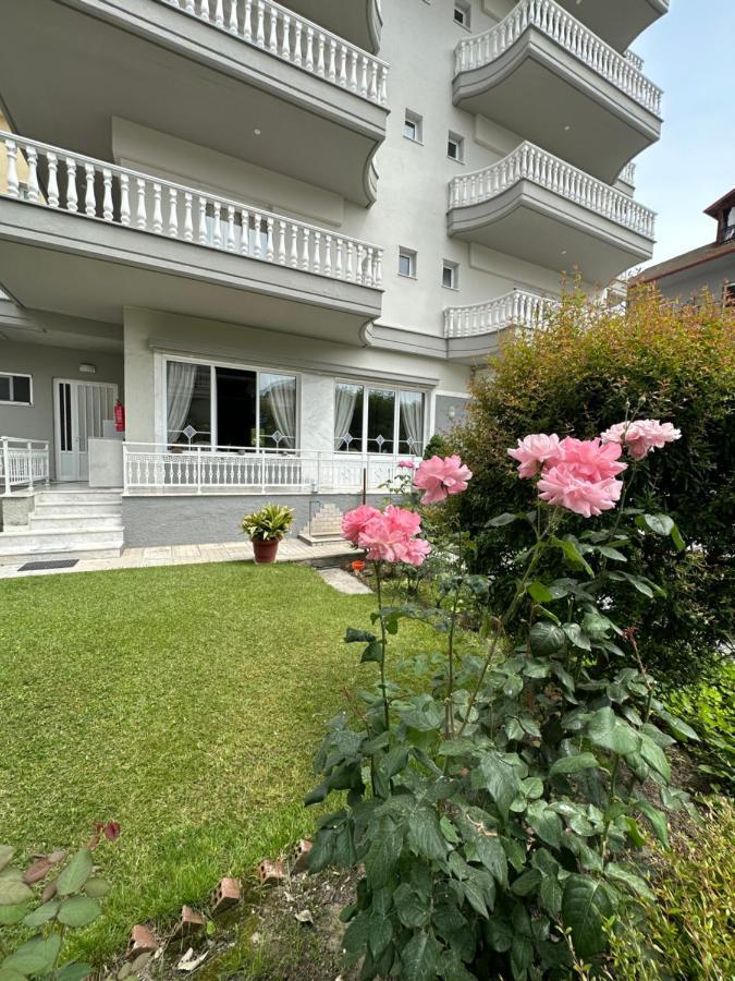 Hotel Ioni Paralía Екстериор снимка