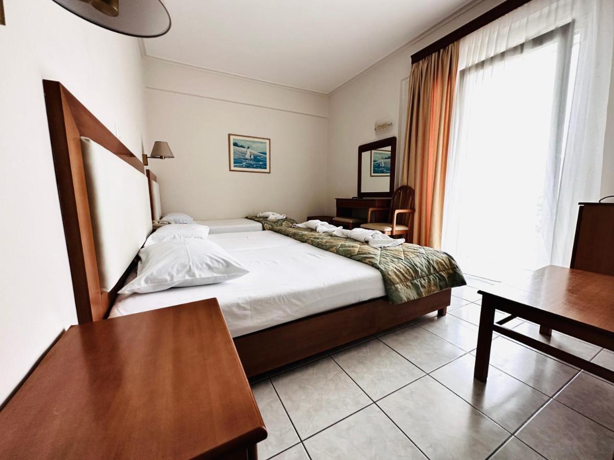Hotel Ioni Paralía Екстериор снимка