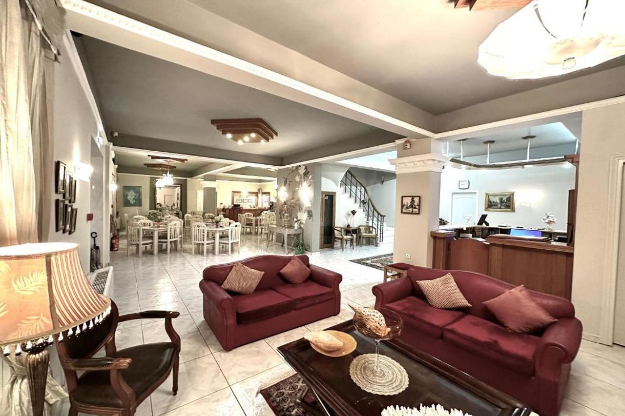 Hotel Ioni Paralía Екстериор снимка