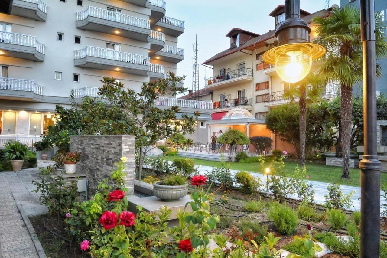Hotel Ioni Paralía Екстериор снимка