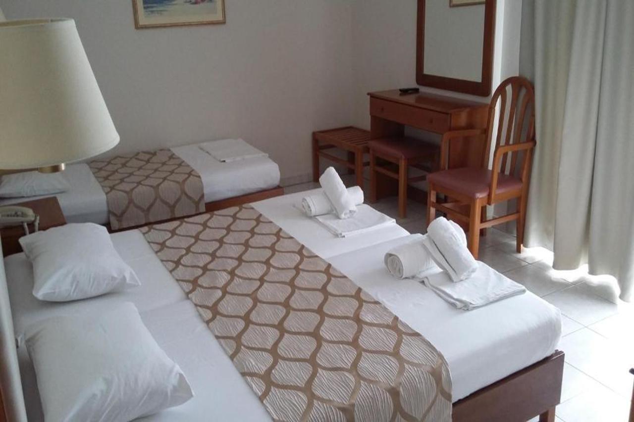 Hotel Ioni Paralía Екстериор снимка