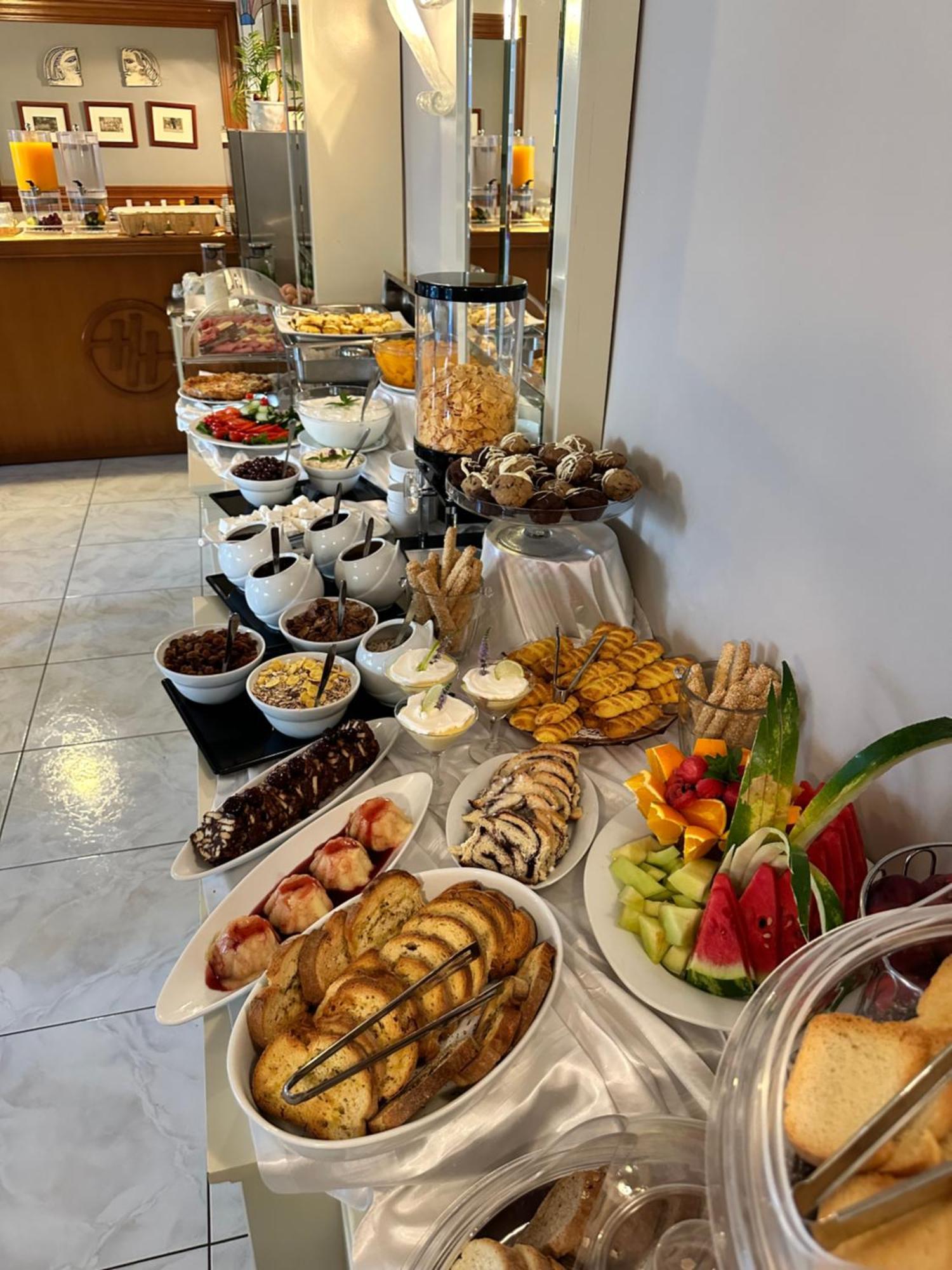 Hotel Ioni Paralía Екстериор снимка